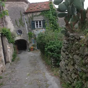 Bed & Breakfast La Luna E Sei Soldi, Tovo San Giacomo